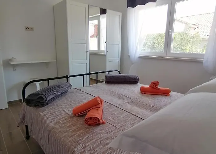 House Fidulic - Rustic Apartament *