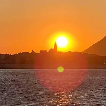 House Fidulic - Rustic Daire Lumbarda